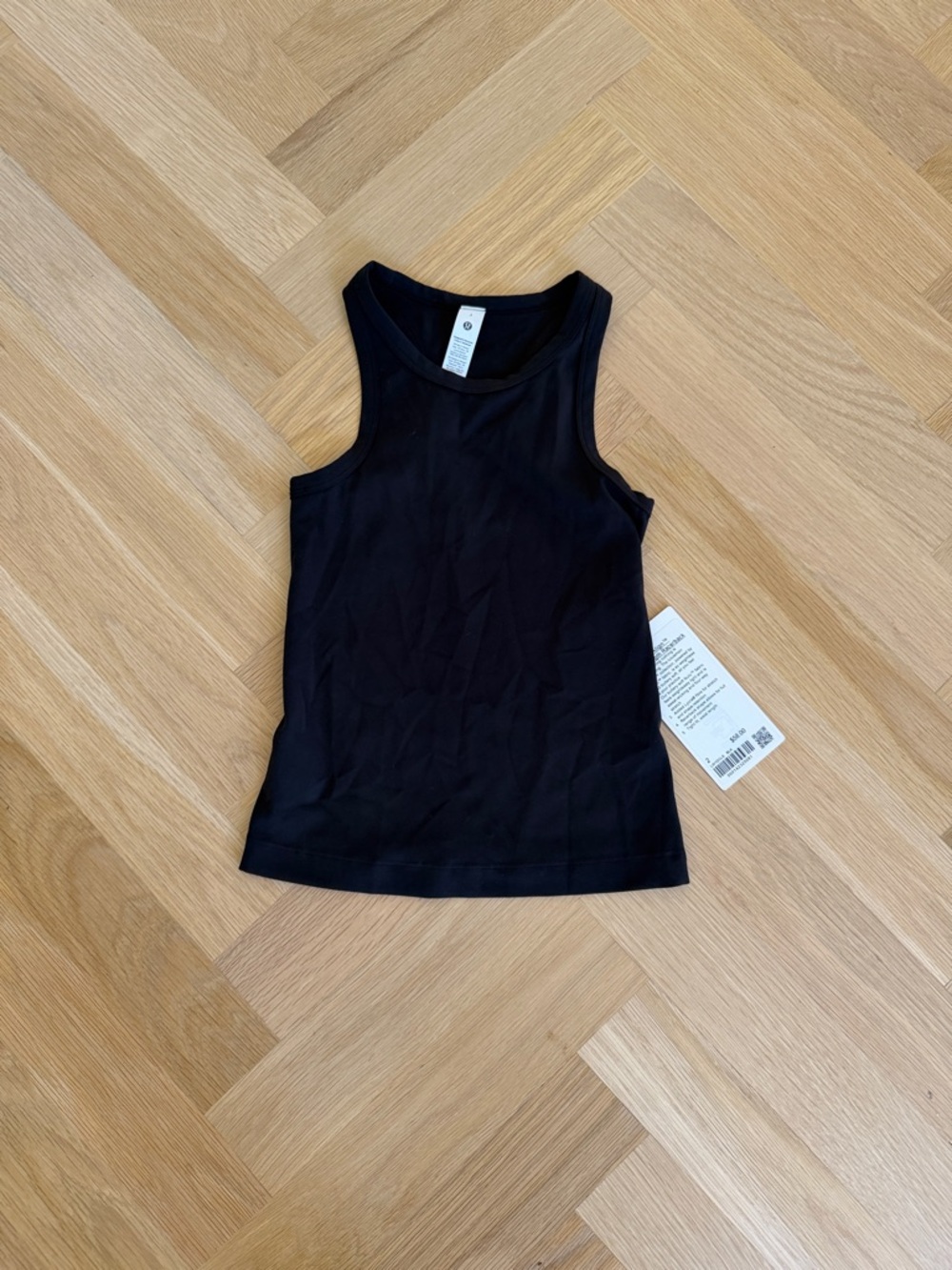 Lululemon athletica NWT Size 2 Black Tank Top